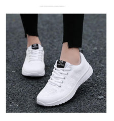 Women's Lightweight Breathable Mesh Sneakers Casual Lace-Up Walking Shoes